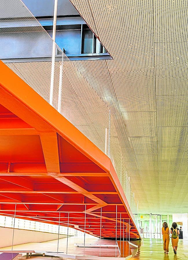 Auditorio y Centro de Congresos El Batel. José Selgas y Lucía Cano. 2011.