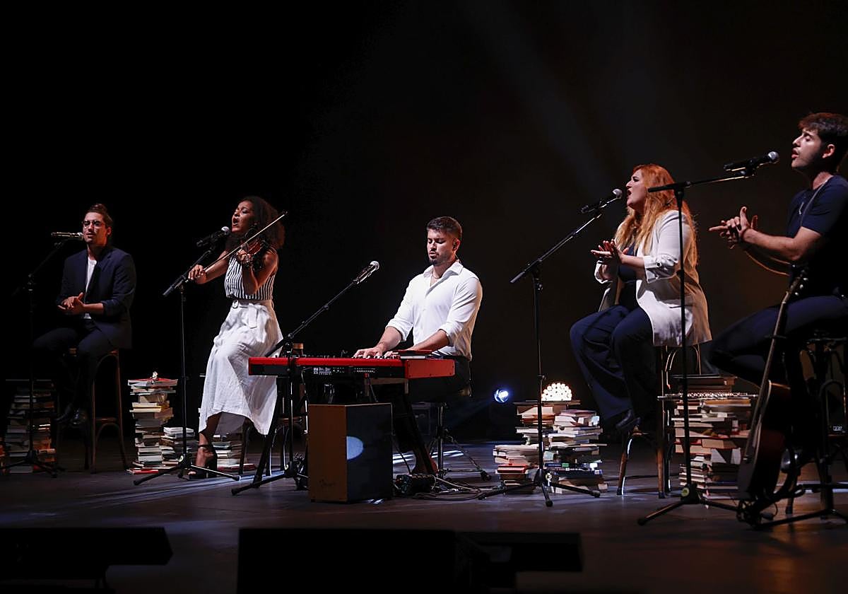 Un momento de la actuación, este viernes.