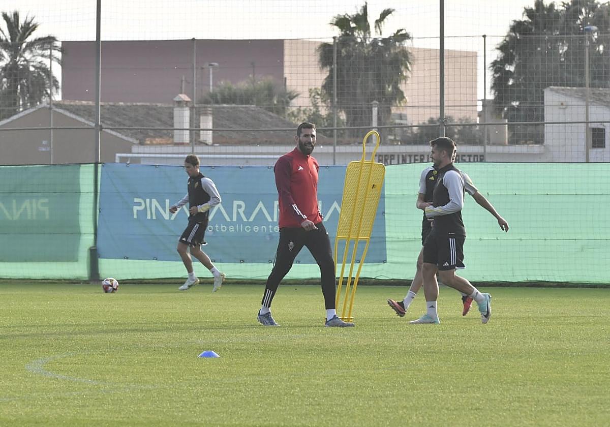 Carlos Cuéllar, como entrenador del Imperial.