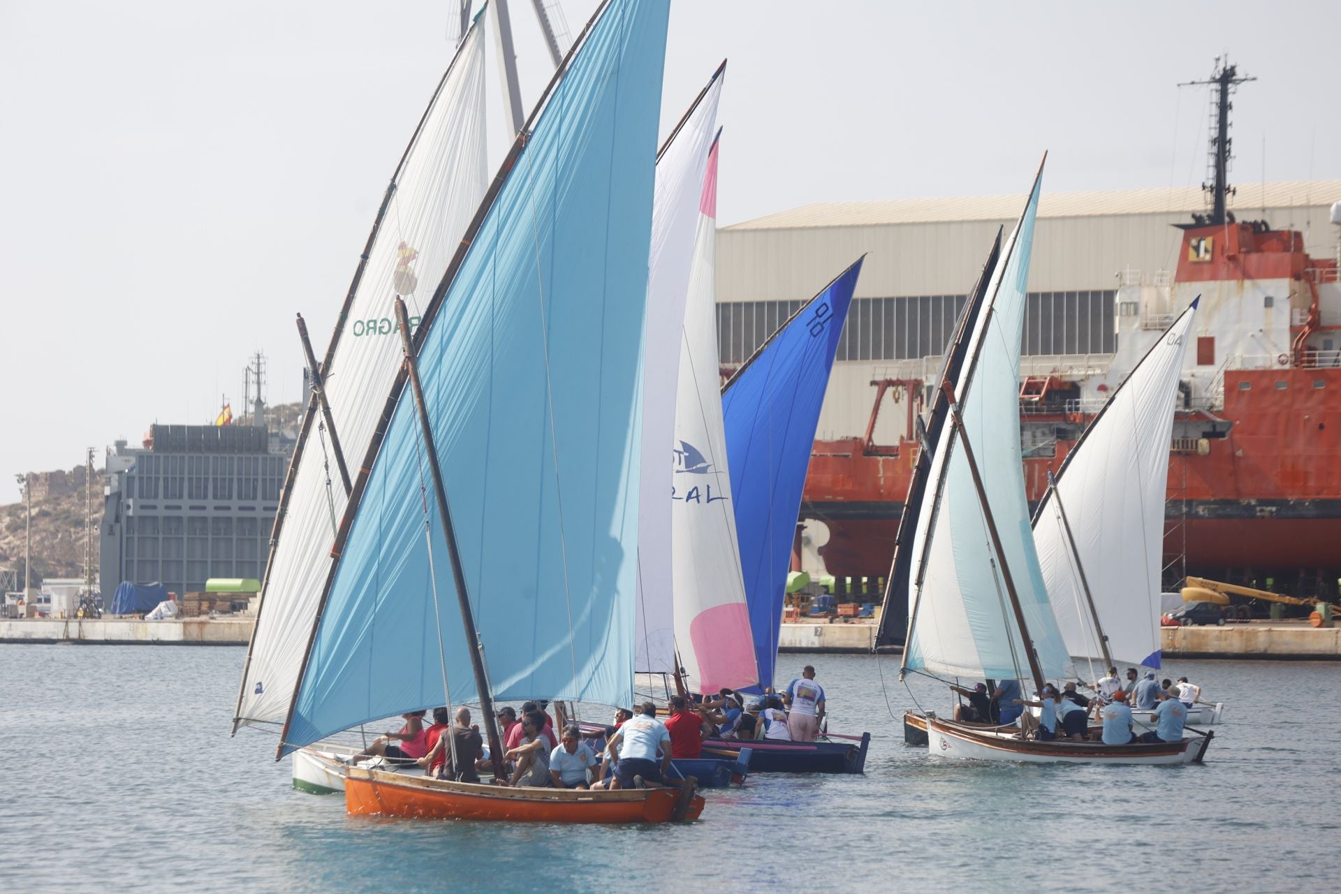 Velas latinas y visitas a los barcos de la Ocean Race