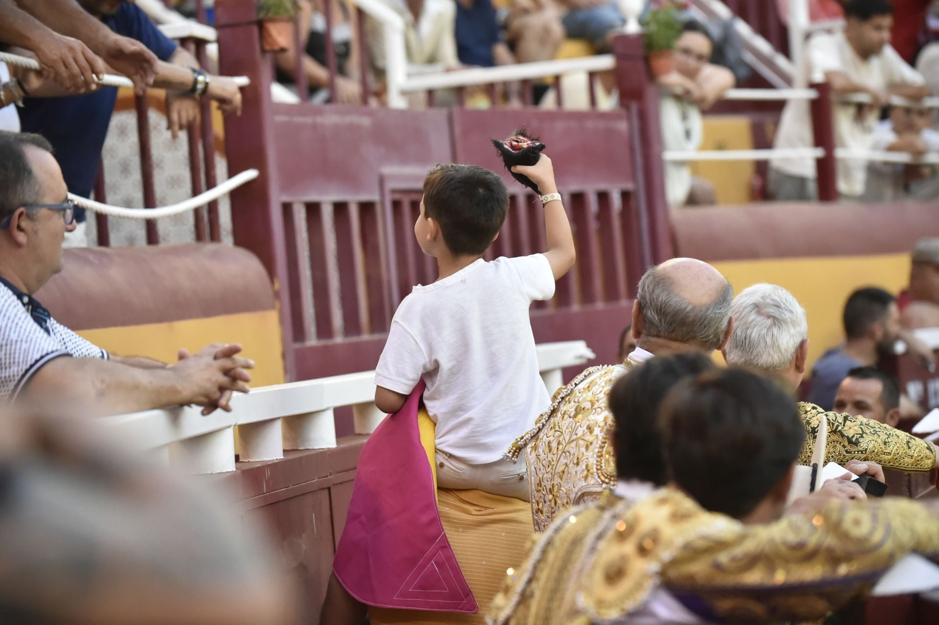 La corrida de Castella, Perera y Jiménez en Cieza, en imágenes