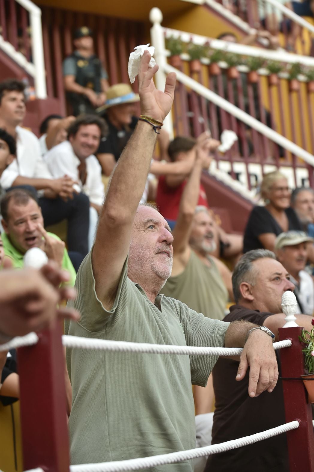 La corrida de Castella, Perera y Jiménez en Cieza, en imágenes