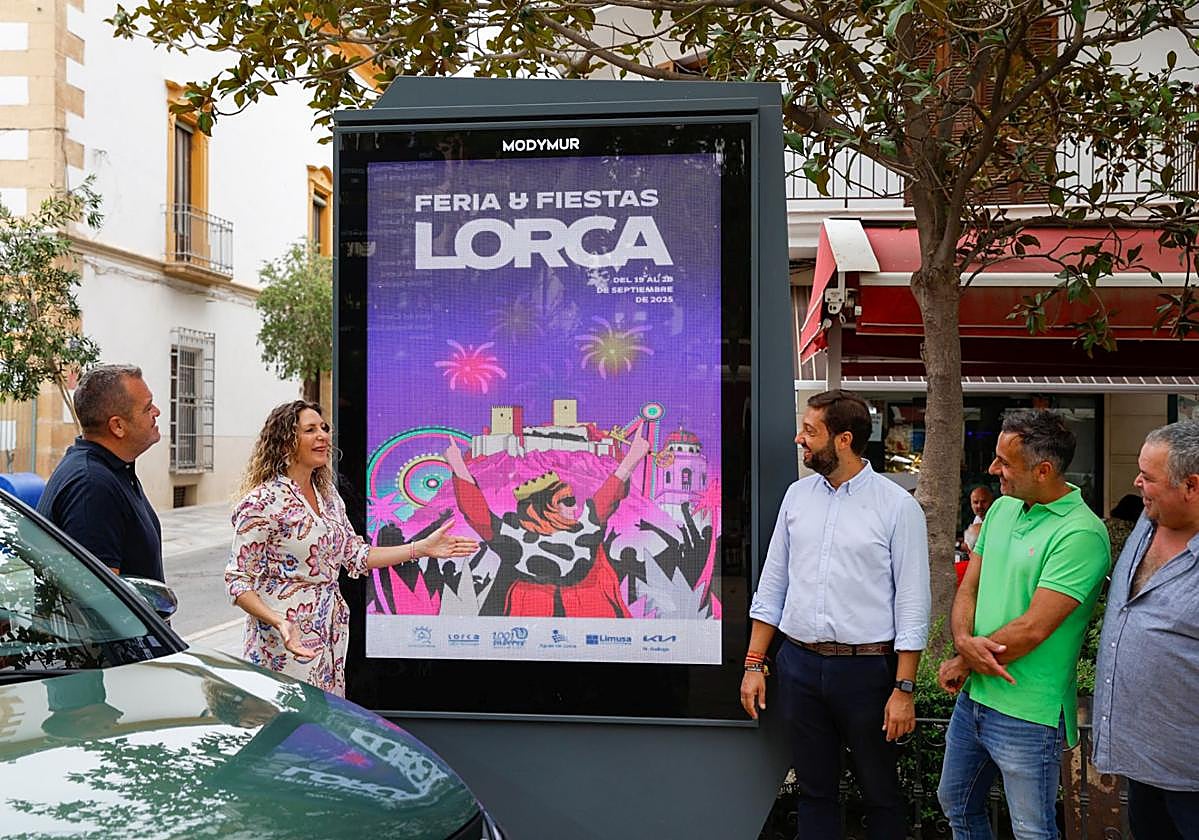 La presentación del cartel de la feria de septiembre en Lorca, este lunes.