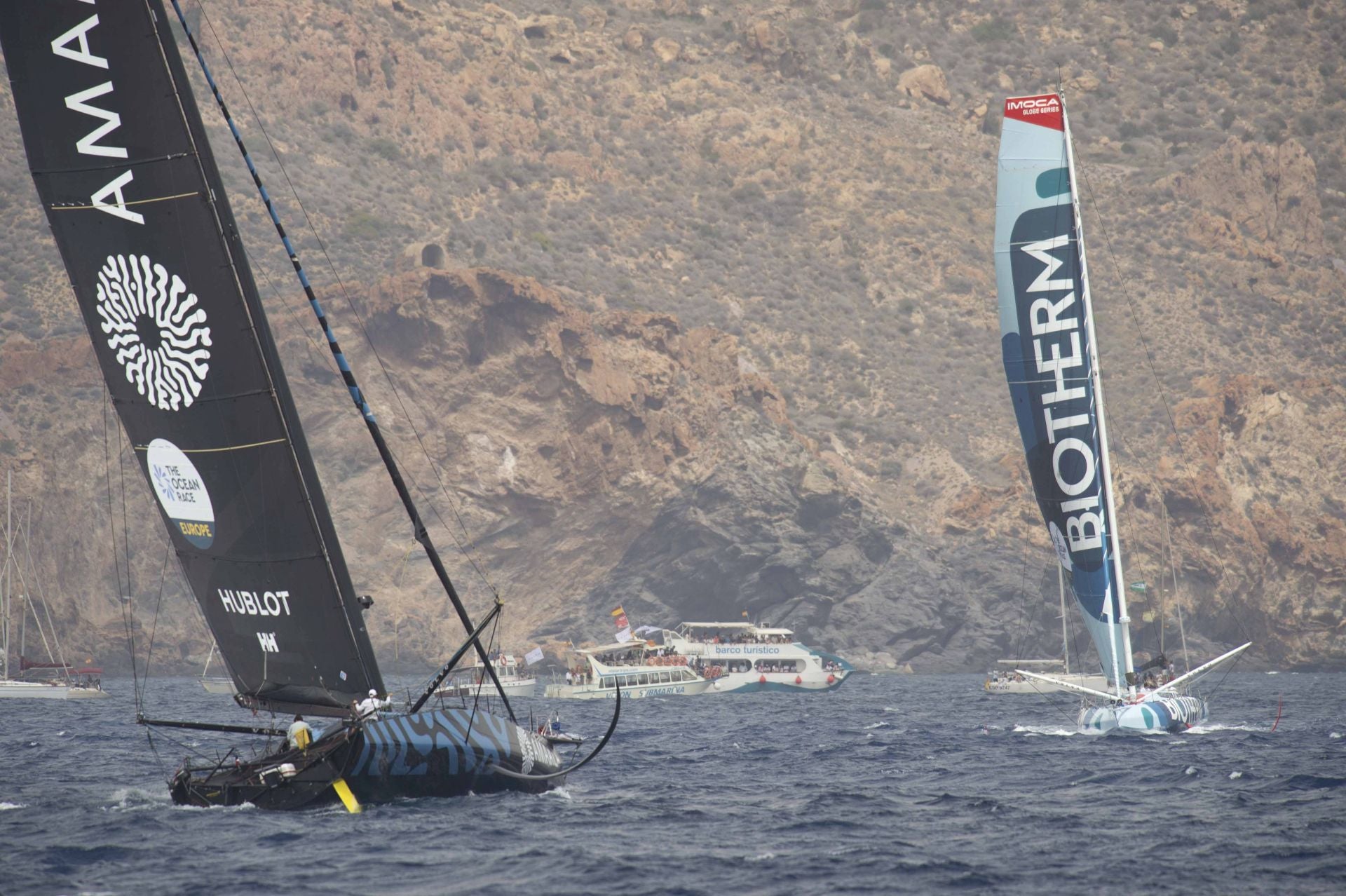 En imágenes, la Ocean Race se marcha de Cartagena hacia Niza