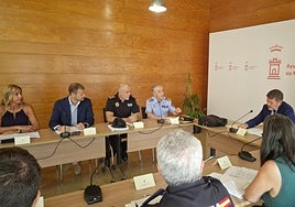 La Junta Local de Seguridad, presidida por el concejal de Seguridad Ciudadana y Emergencias, Fulgencio Perona