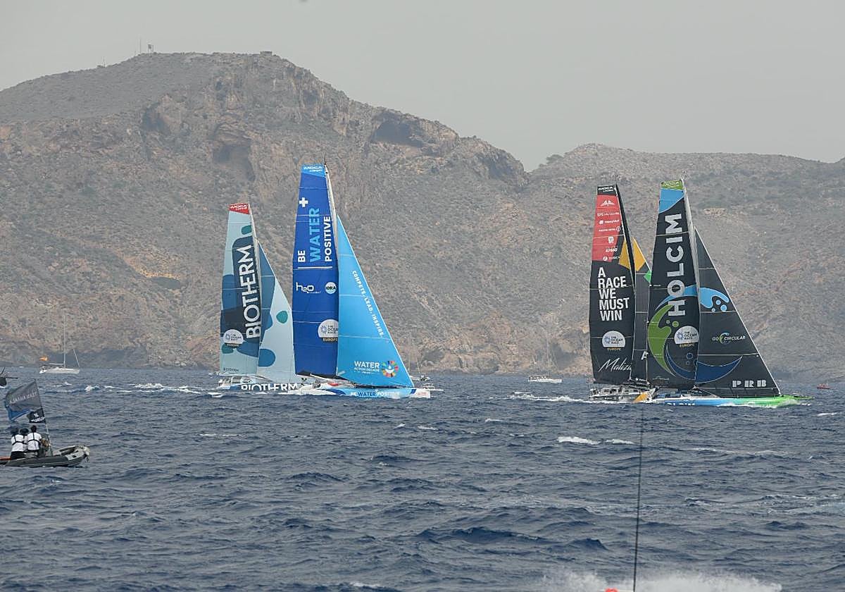 Salida de los barcos de la Ocean Race, este martes, en Cartagena.