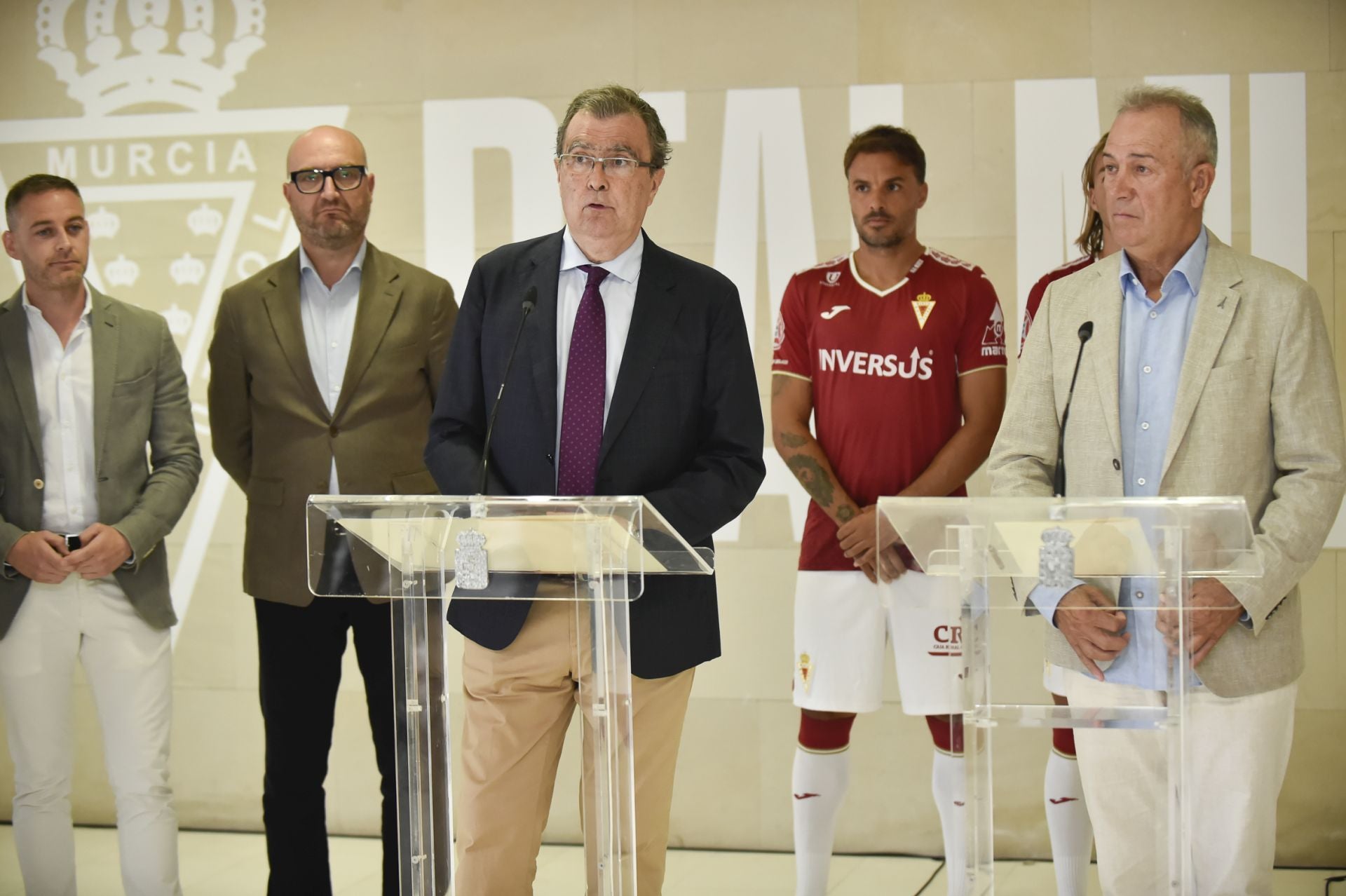 La presentación de la tienda del Real Murcia, en imágenes