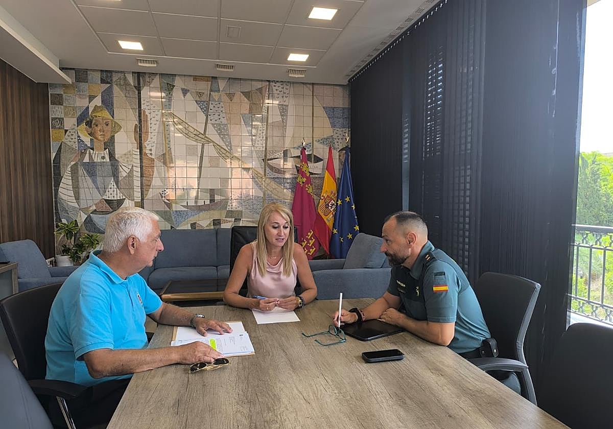 Reunión celebrada en la Delegación del Gobierno.