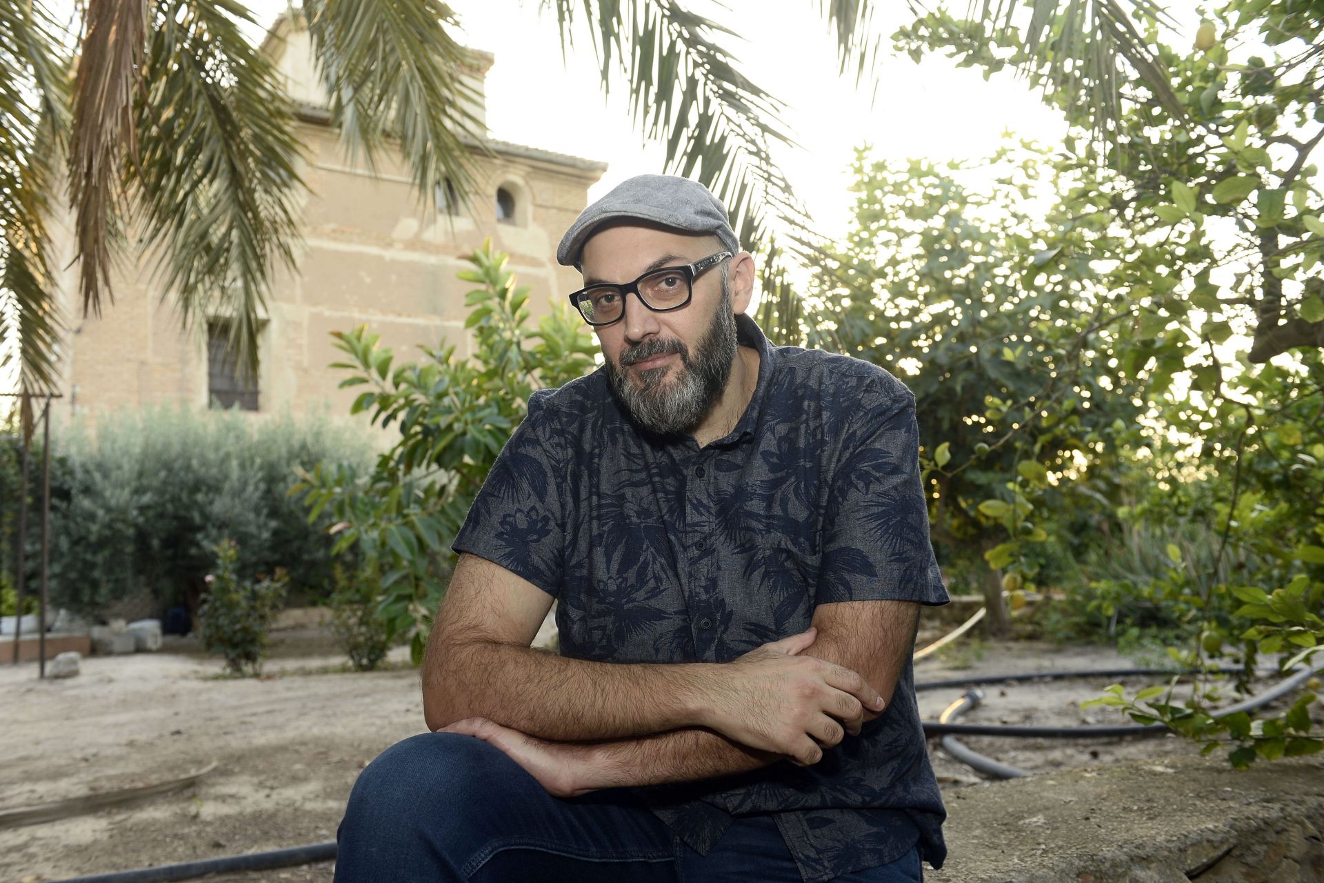 Huerta de Murcia. Miguel Ángel Hernández en la casa torre Almodóvar de Los Ramos (Murcia).