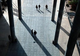Entrada de la Ciudad de la Justicia de Murcia.