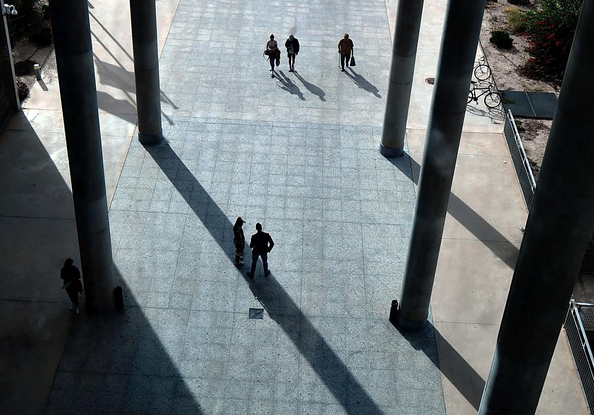 Entrada de la Ciudad de la Justicia de Murcia.