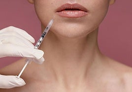 Baja laboral por cirugía estética: así puedes ausentarte del trabajo y cobrar esos días.