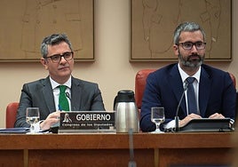 Félix Bolaños y Francisco Lucas en una sesión de la Comisión de Justicia del Congreso.
