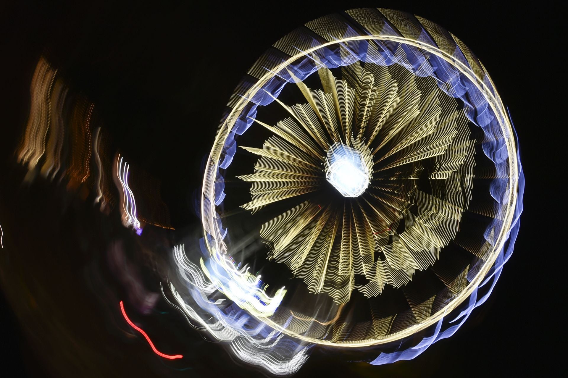 La Feria de Murcia comienza a girar