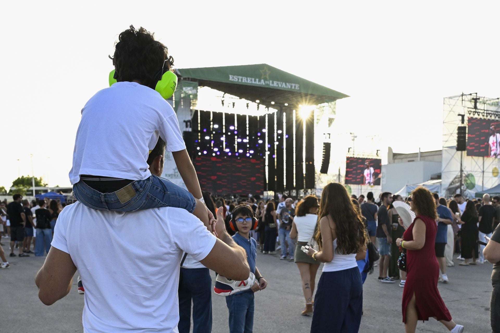 El ambiente en el B-Side de Molina de Segura, en imágenes