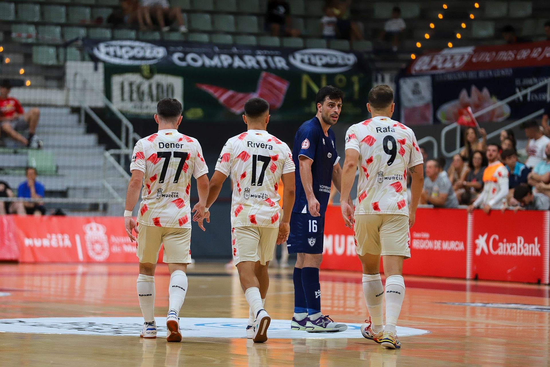 La derrota de ElPozo contra Córdoba en su debut en liga, en imágenes