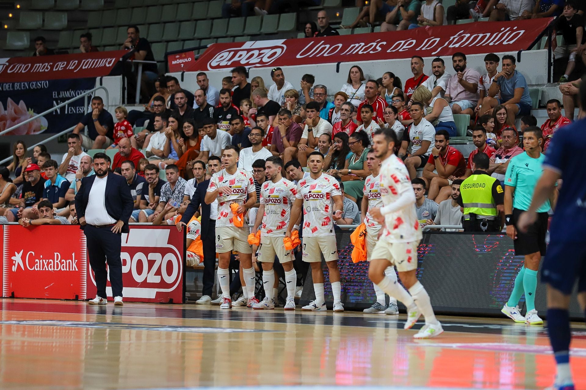 La derrota de ElPozo contra Córdoba en su debut en liga, en imágenes