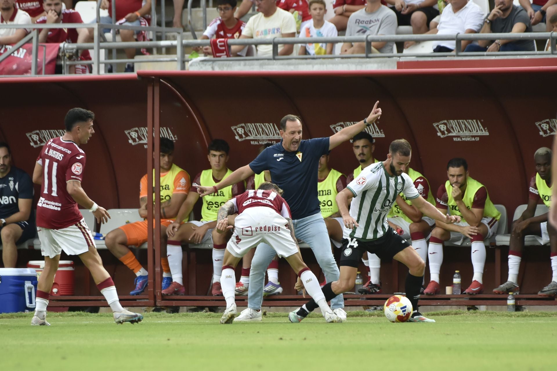 Las imágenes del Real Murcia-Torremolinos (1-0)