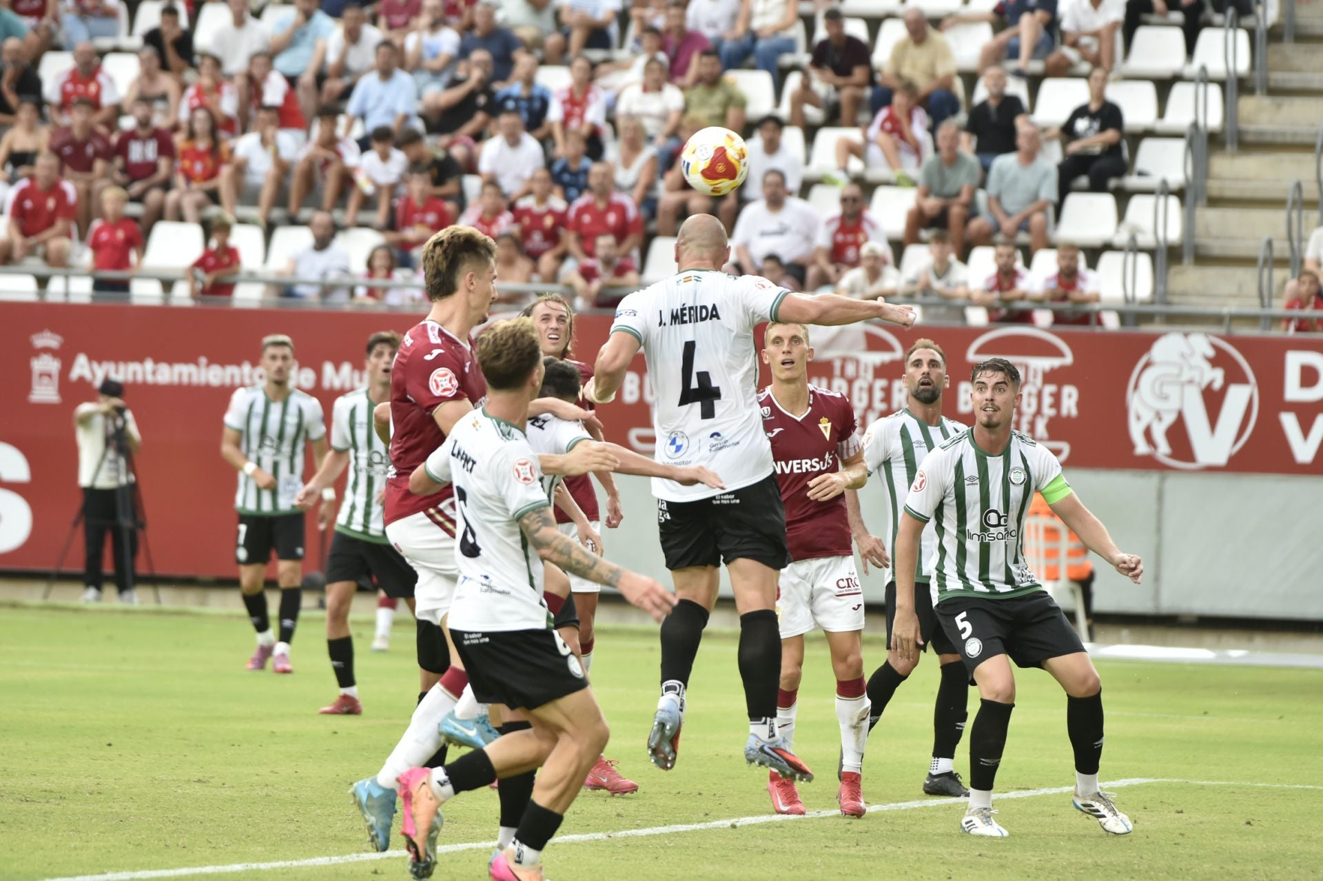 Las imágenes del Real Murcia-Torremolinos (1-0)