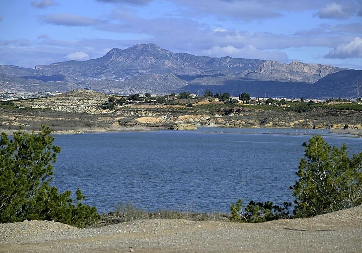 Panoramica del embalse de Santomera, en una imagen de archivo.