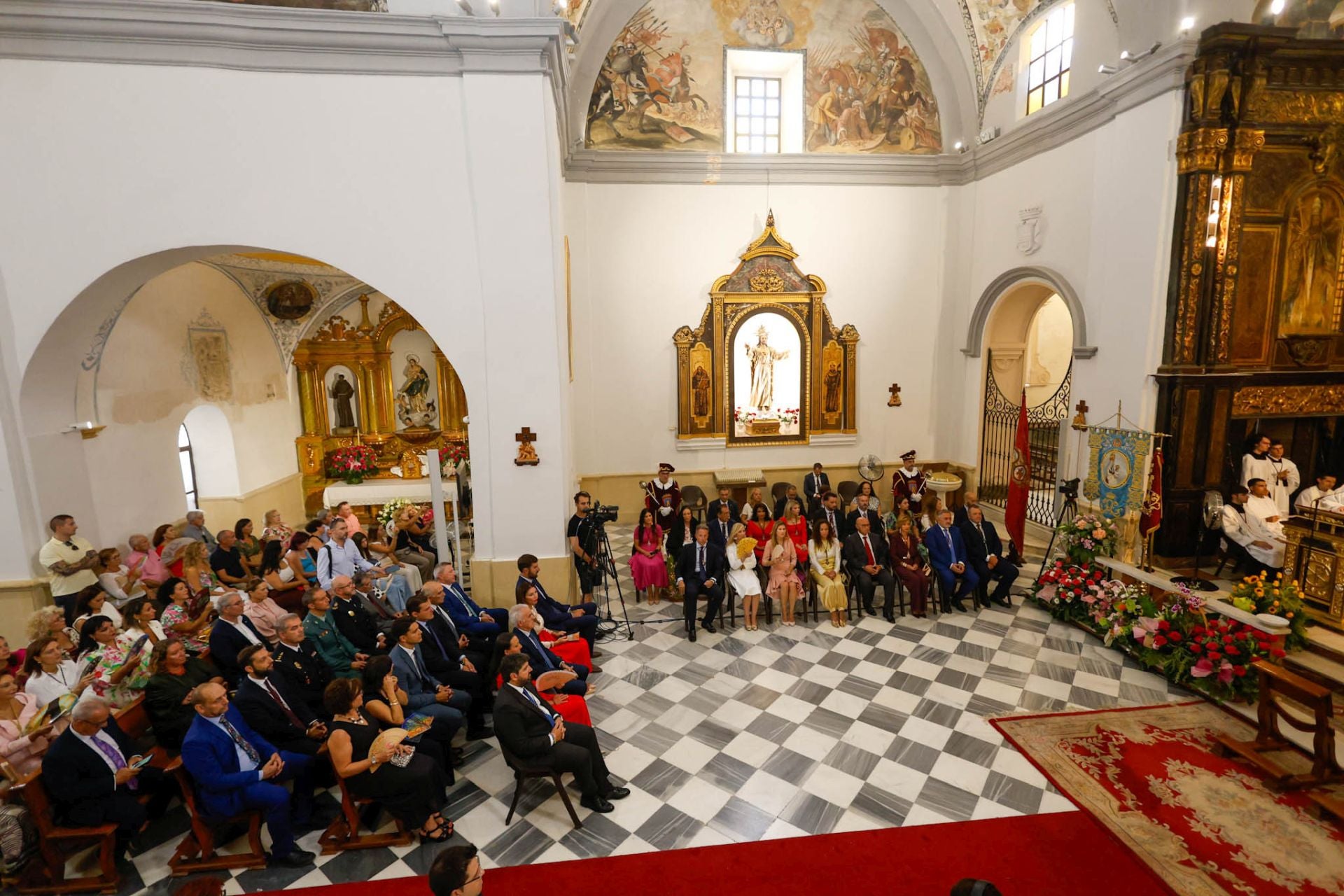 La misa mayor de la Patrona de Lorca, en imágenes