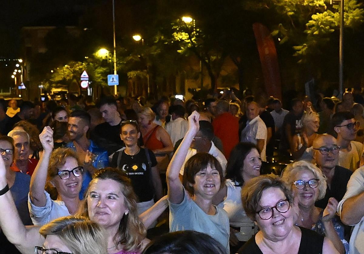 Celebración del triunfo de Carlos Alcaraz: Una dulce tradición en El Palmar