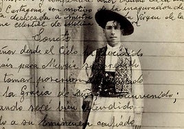 Cartel de la exposición, con una fotografía histórica de Esmeraldo Cano.