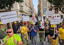 Bomberos forestales reclaman este lunes mejoras laborales.