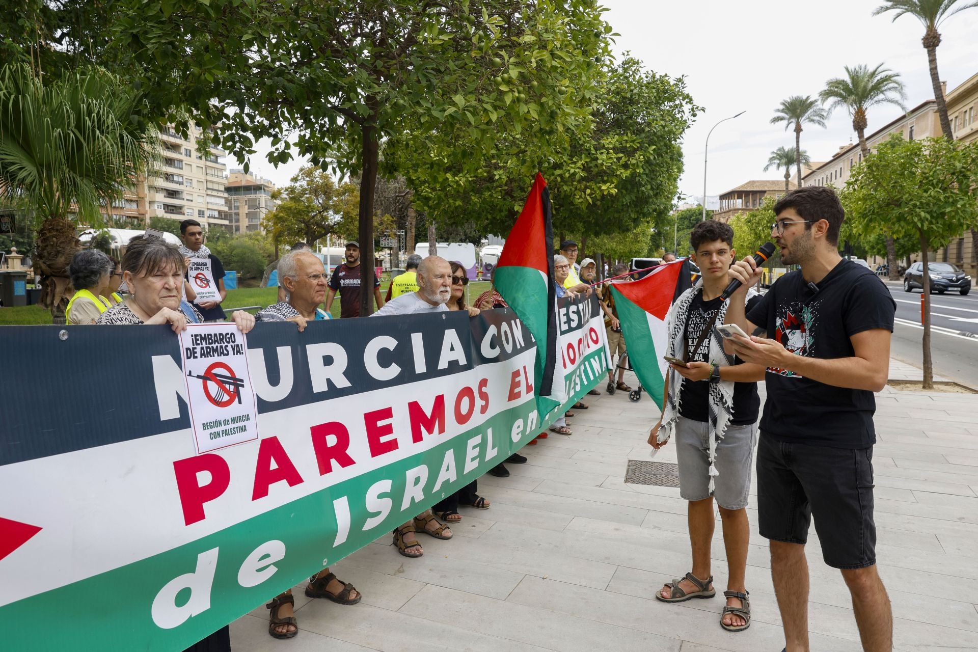 Concentración en Murcia para exigir que se cumpla el embargo de armas a Israel
