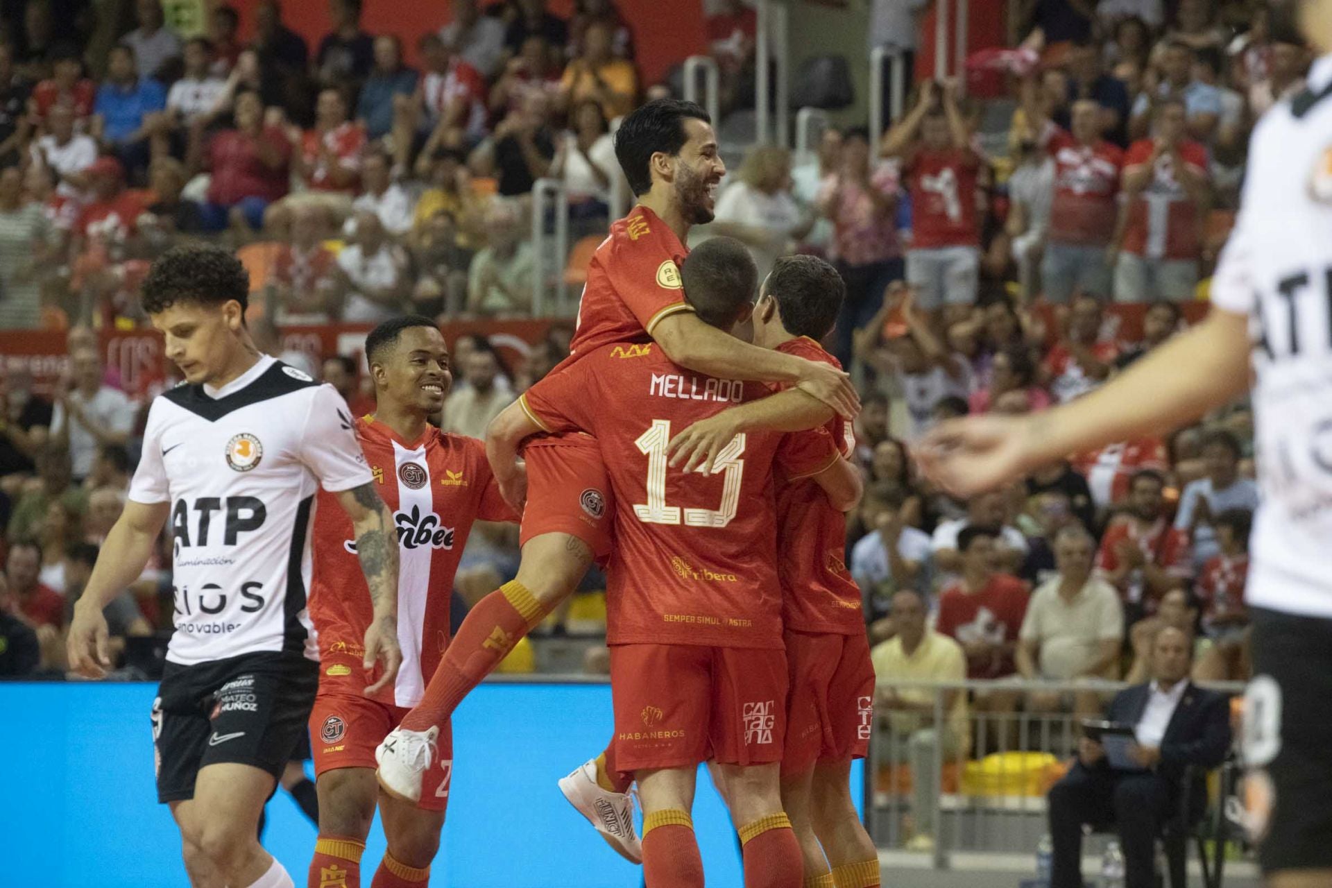 Las imágenes del Jimbee-Ribera Navarra (8-2)