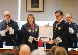 El homenaje del Colegio de Procuradores de Murcia al expresidente del TSJ, Miguel Pasqual del Riquelme, en imágenes