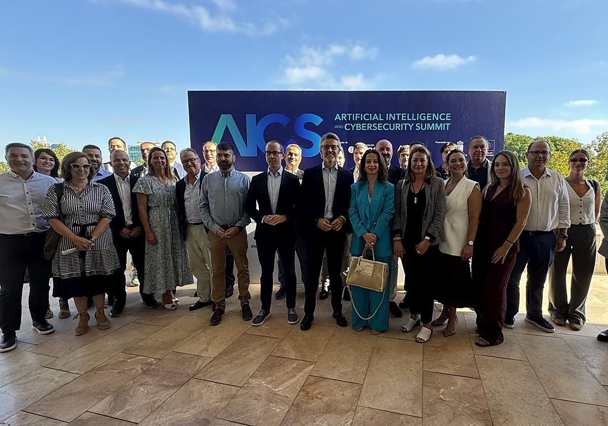 Presentación del 'Summit de IA & Ciberseguridad' que se celebrá en Murcia.