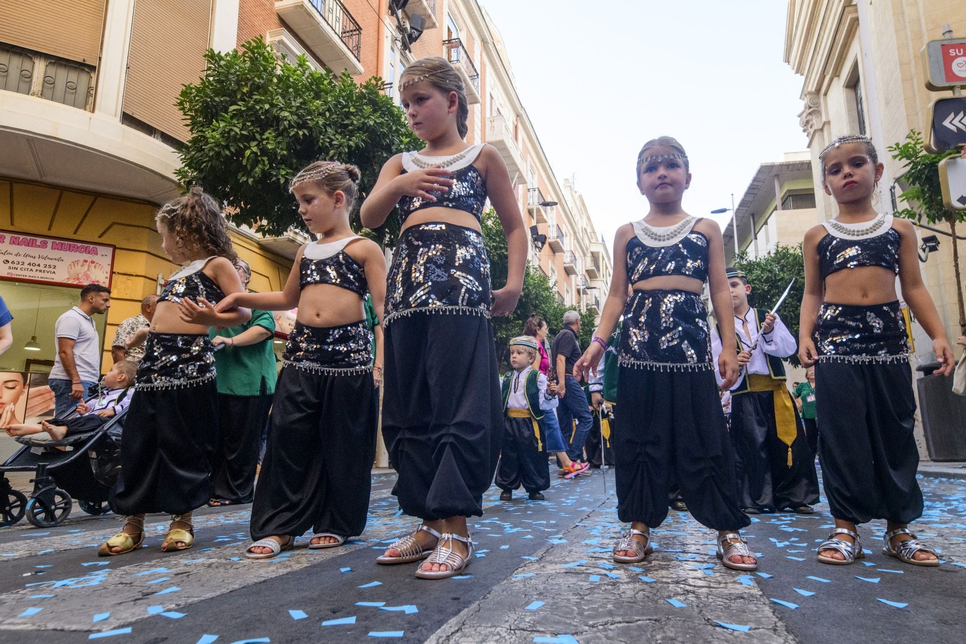 Desfile intantil de Moros y Cristianos en Murcia, en imágenes