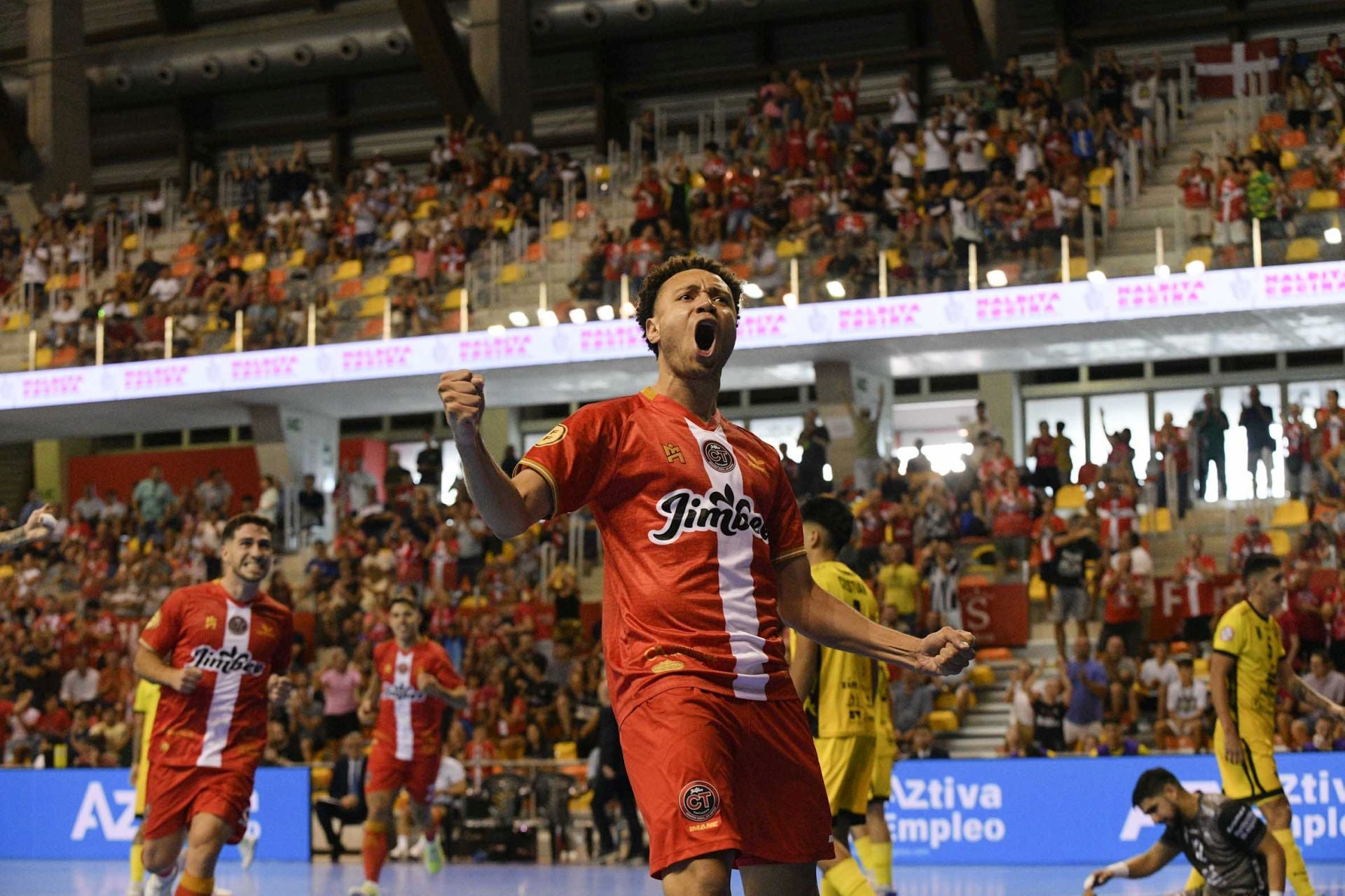 En imágenes, el Jimbee-Peníscola