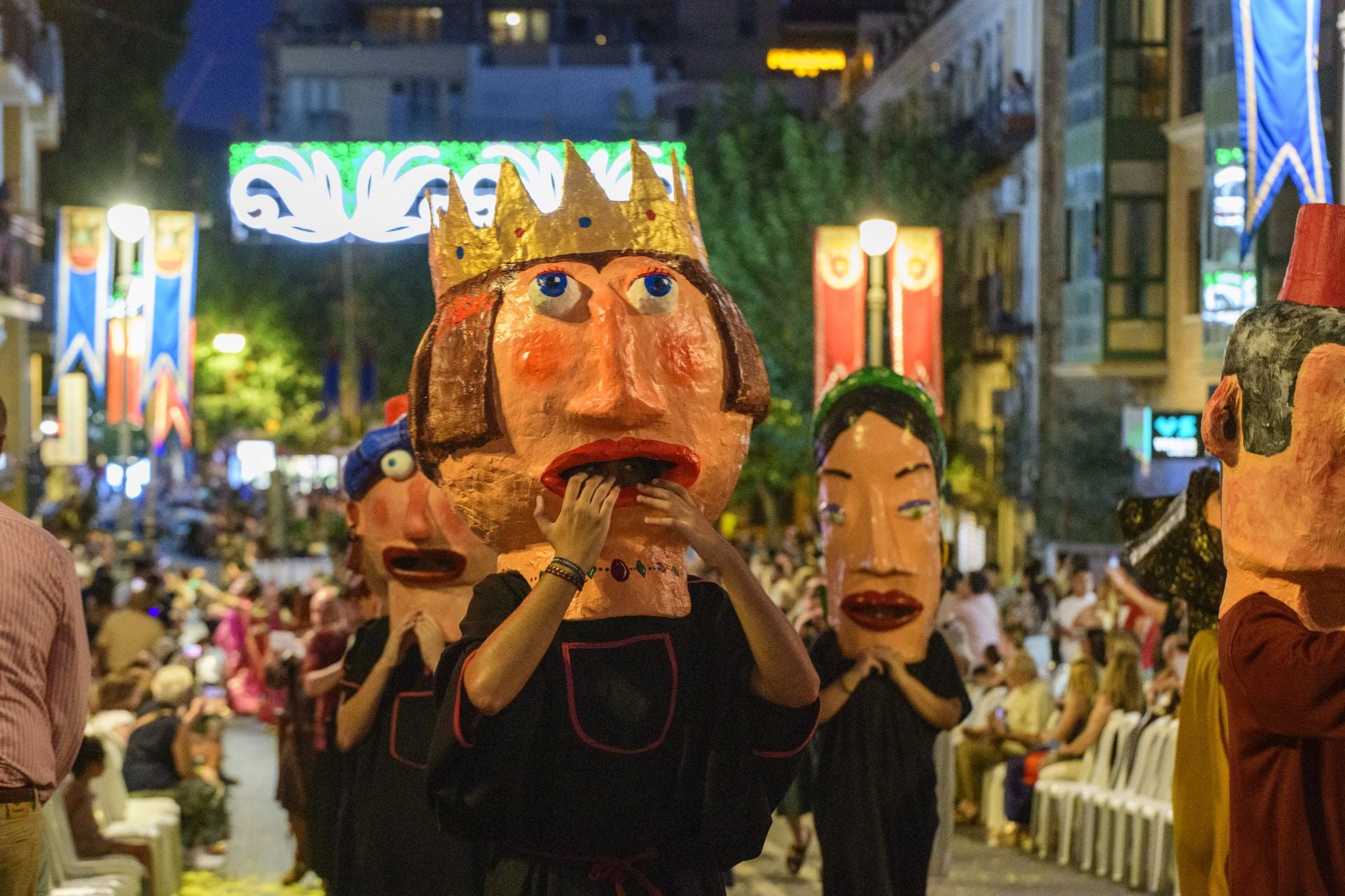 El Gran Desfile de Moros y Cristianos de Murcia, en imágenes