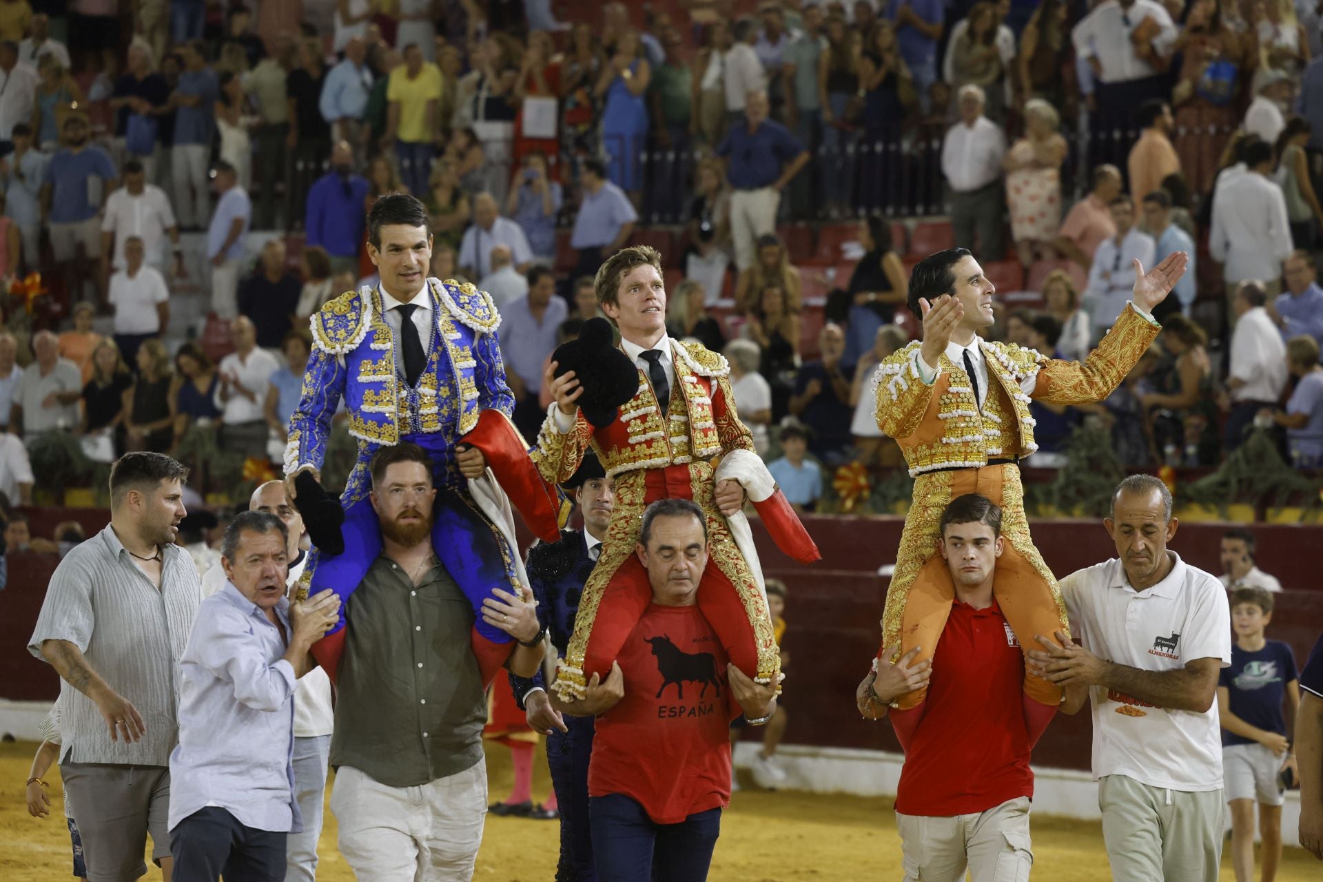 La primera corrida de la Feria Taurina de Murcia, en imágenes