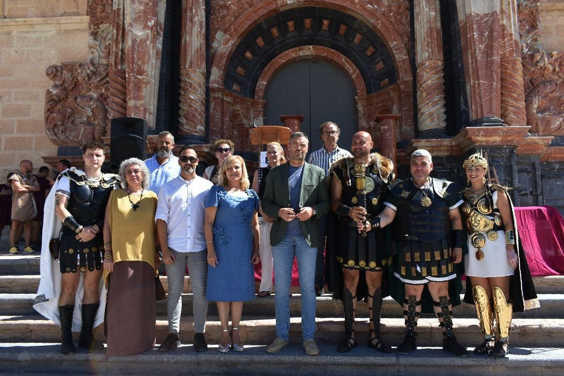 Las imágenes del encendido del Fuego Sagrado de Carthagineses y Romanos en Caravaca