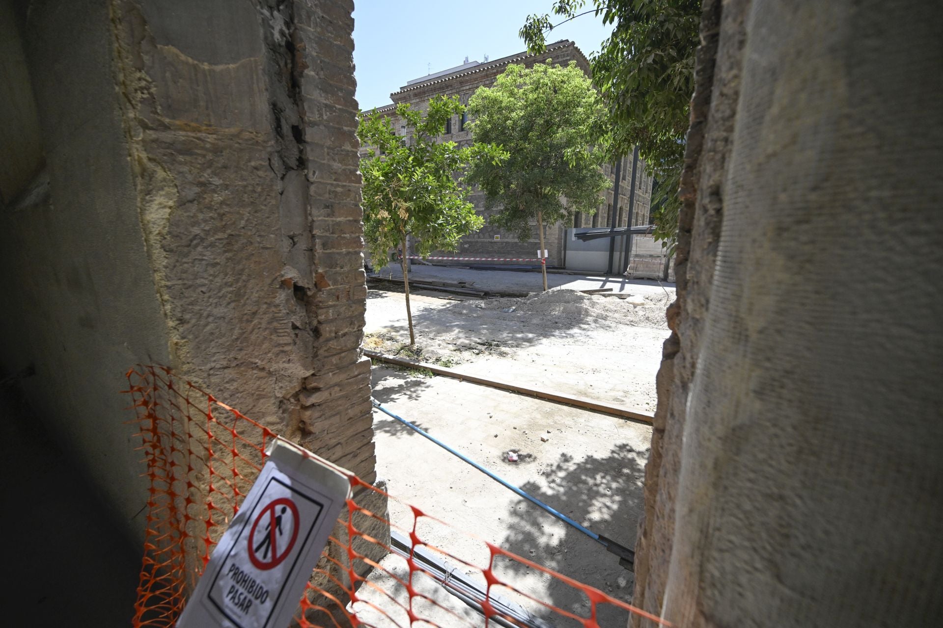 La visita a la Cárcel Vieja de Murcia del artista internacional Jaume Plensa, en imágenes