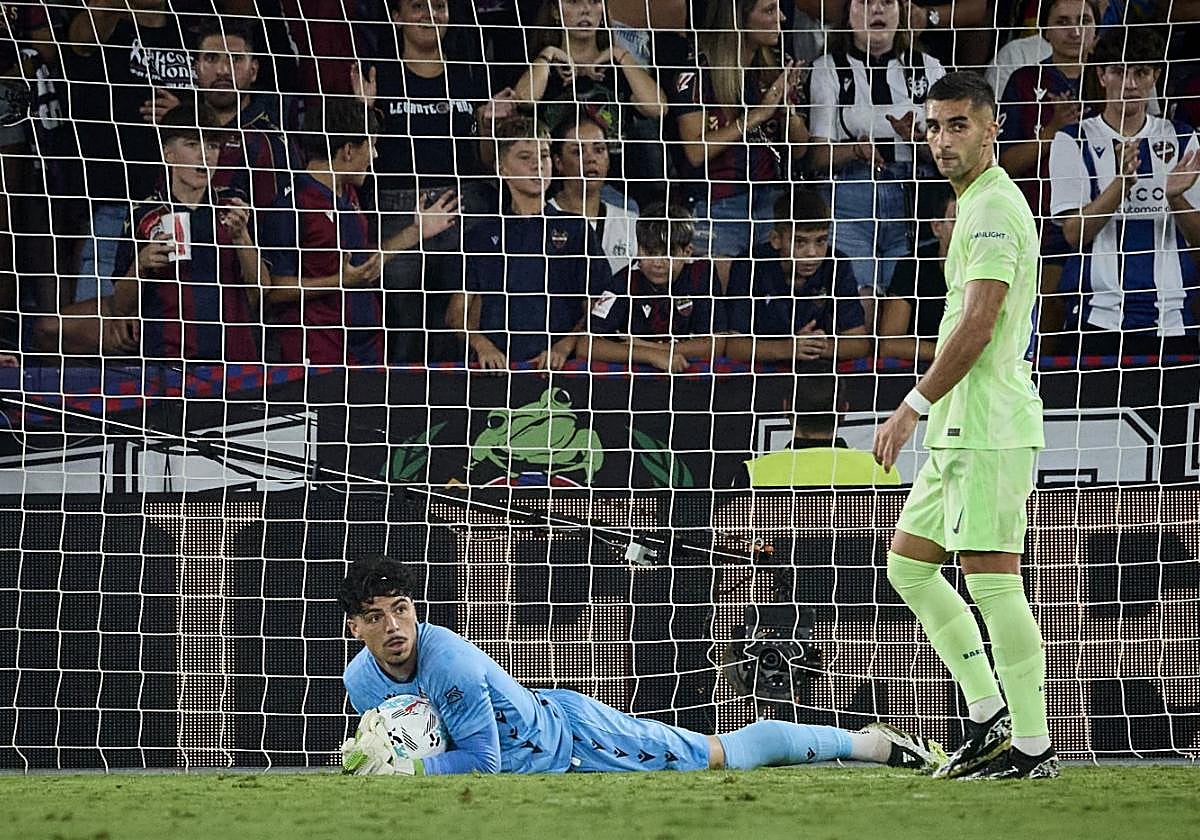 Pablo Cuñat, en el Levante-Barça de esta temporada.