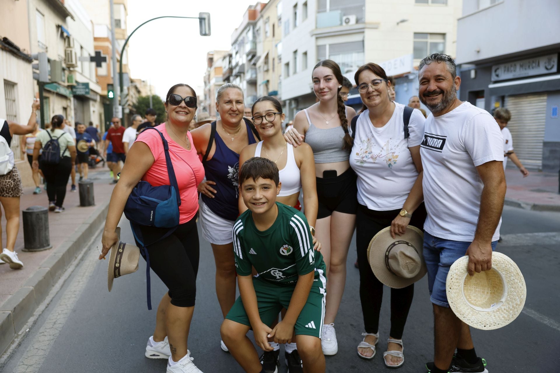 Búscate entre los romeros que acompañaron a la Fuensanta en Murcia