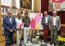 Presentación de la revista 'La prensa en 7 tardes', con portada de Rafael Fuster, en el centro.