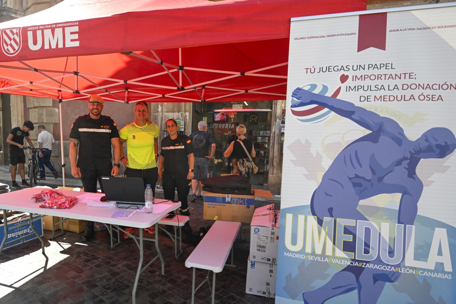Las imágenes de la campaña &#039;UMEdula&#039; en la Plaza Belluga de Murcia