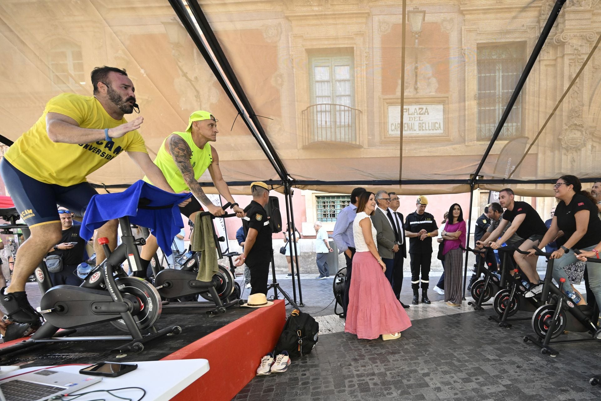 Las imágenes de la campaña &#039;UMEdula&#039; en la Plaza Belluga de Murcia
