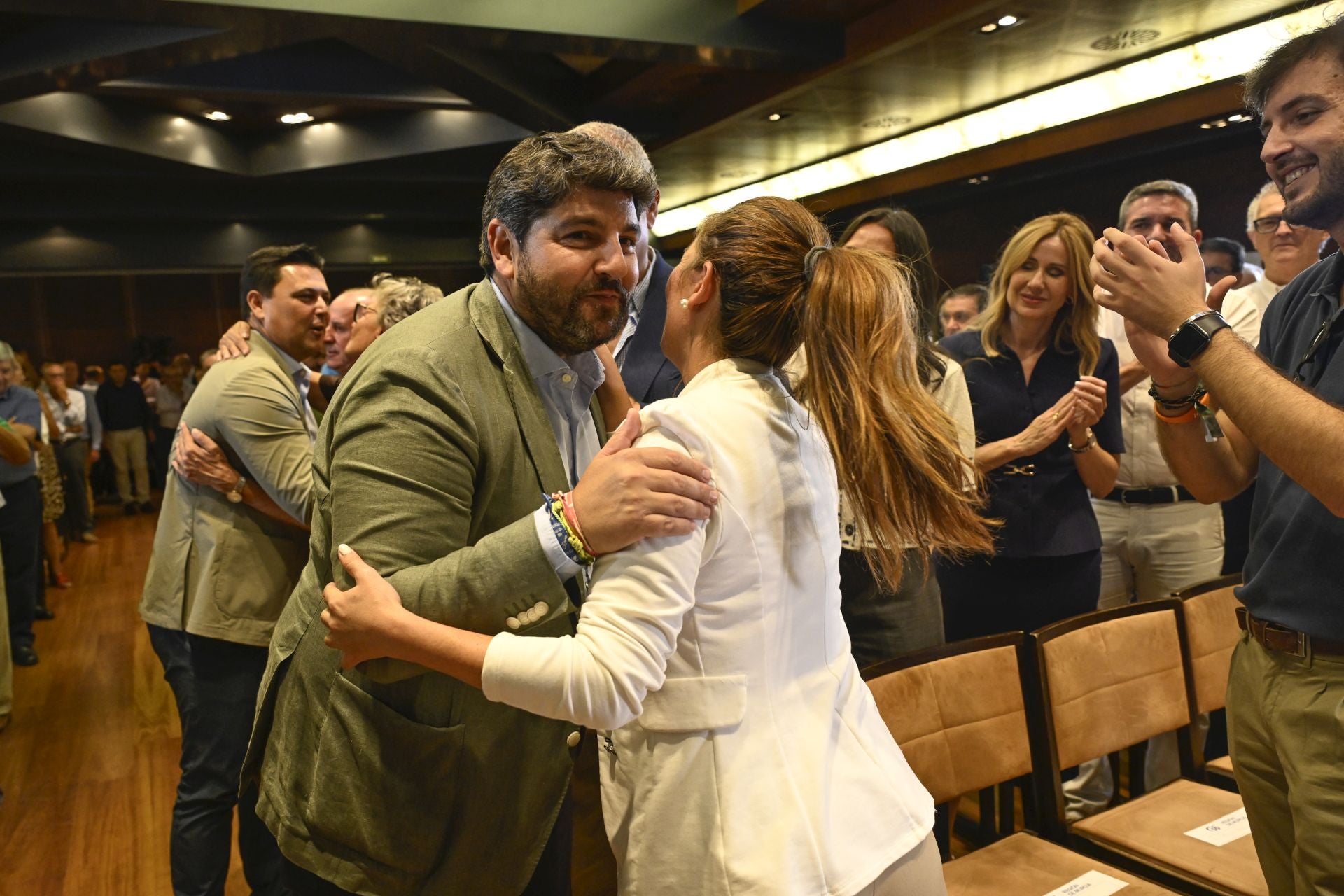 Las imágenes de la junta directiva del PP en Murcia