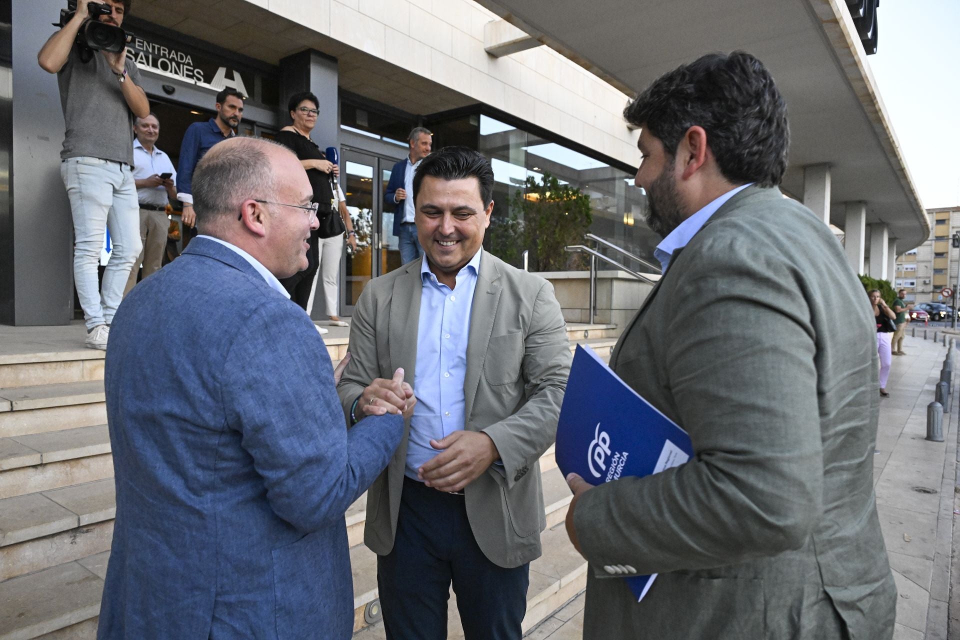 Las imágenes de la junta directiva del PP en Murcia