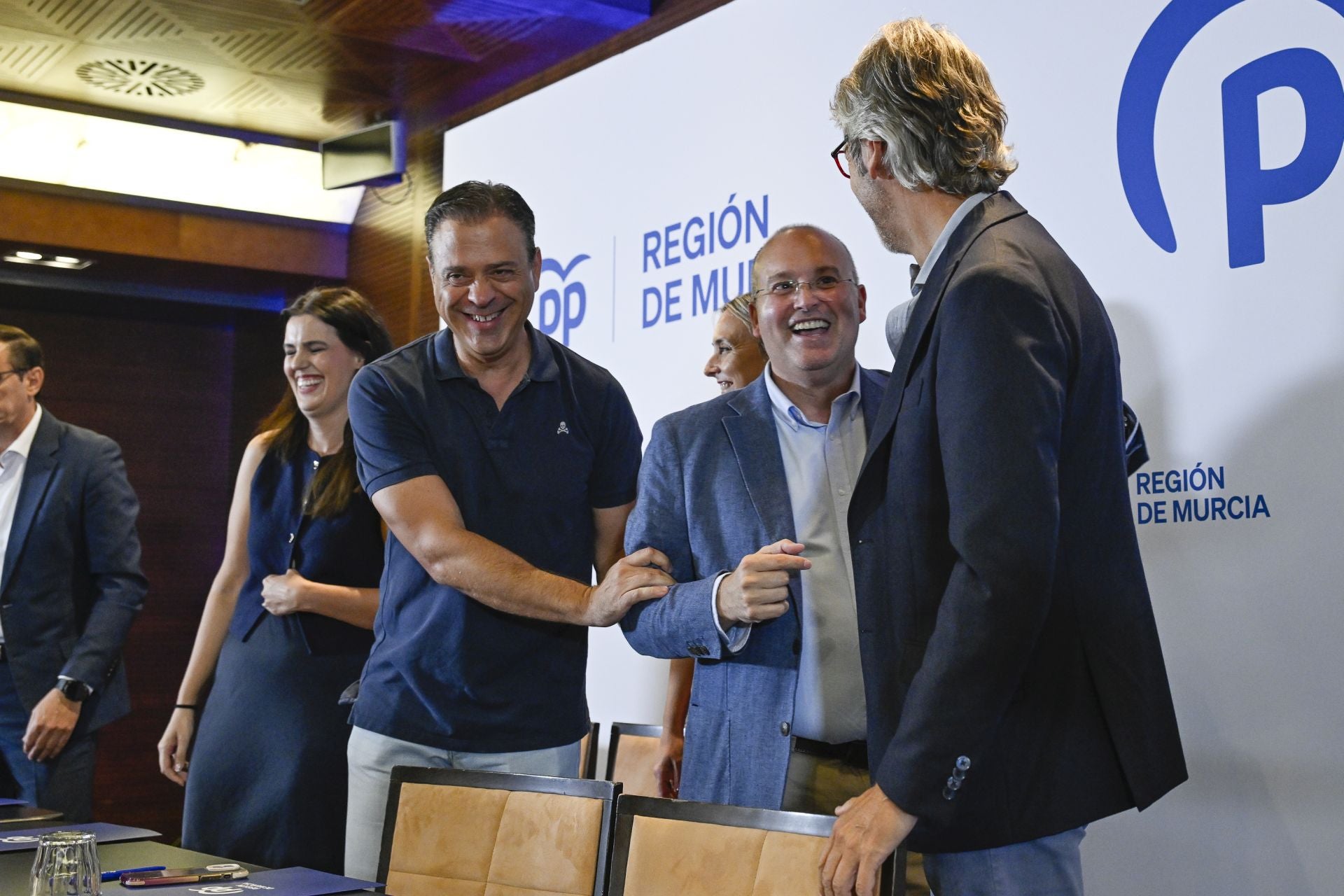 Las imágenes de la junta directiva del PP en Murcia