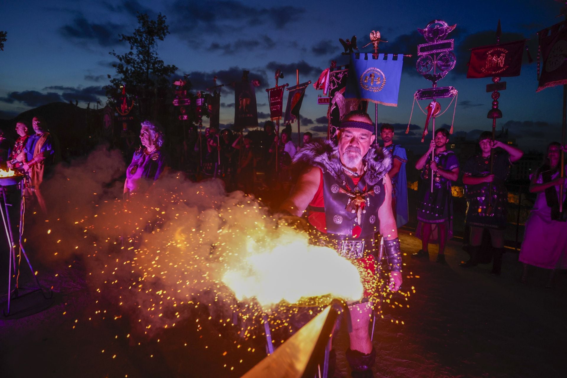 En imágenes, pregón e inicio de las Fiestas de Carthagineses y Romanos