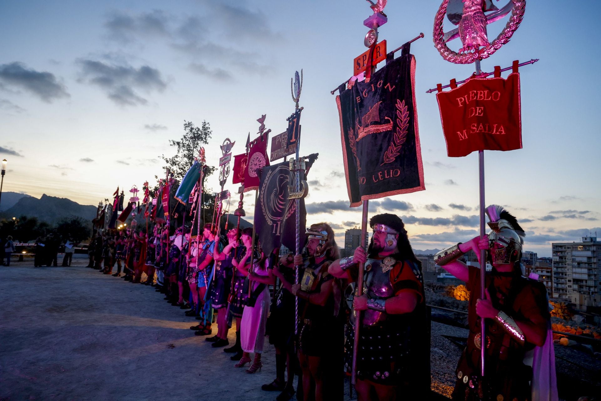 En imágenes, pregón e inicio de las Fiestas de Carthagineses y Romanos