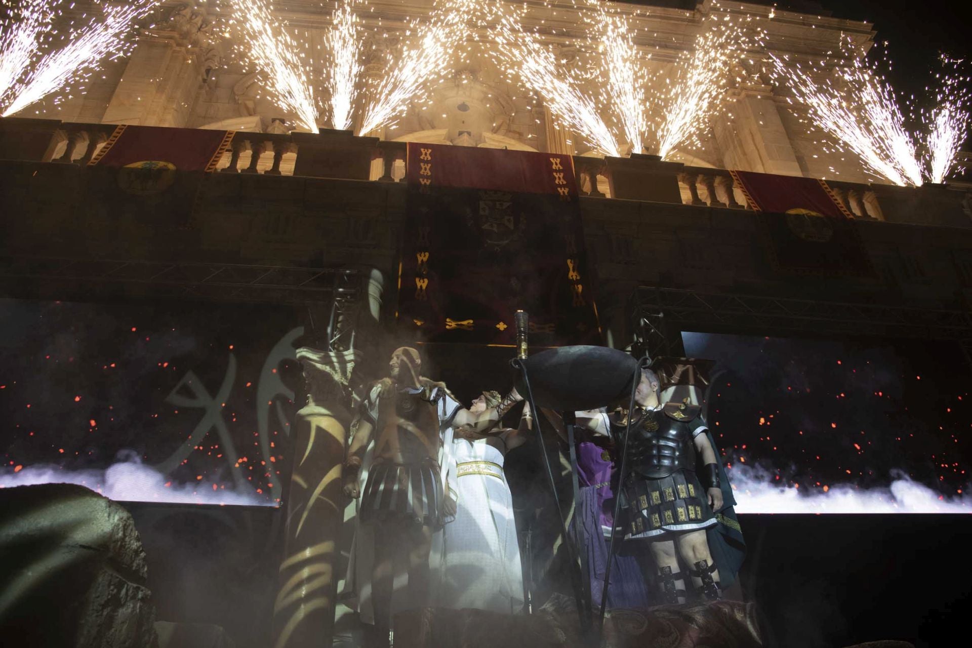 En imágenes, pregón e inicio de las Fiestas de Carthagineses y Romanos