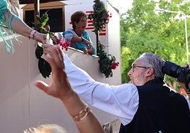 El alcalde, durante el desfile del Bando de la Huerta.